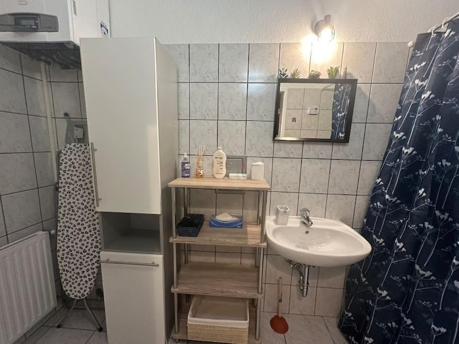 Klimatisierter Wiener Altbauflair Im Zentrum Wiens Exterior foto